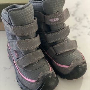 Toddler keen snow boots